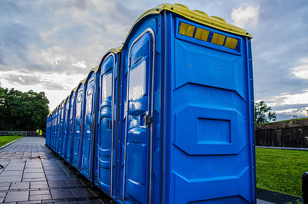 Best Luxury portable toilet rental  in New Glarus, WI